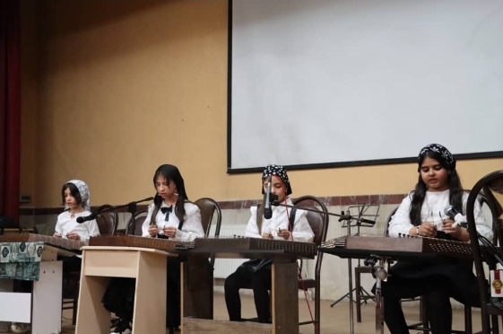 خدمات و امکانات آموزشگاه موسیقی ارغوان